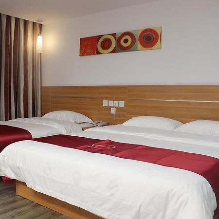 Thank Inn Chain Hotel Guangdong Shenzhen Baoan International Airport Eksteriør billede